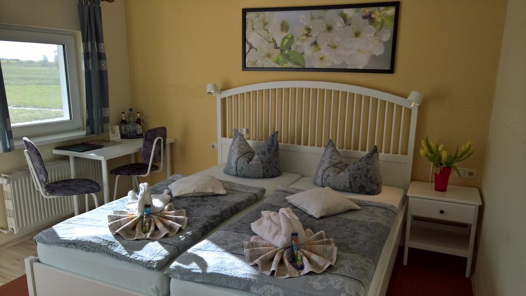 Landhotel Pathes Hof Volkenshagen Kültér fotó