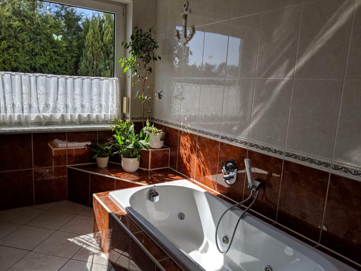 Landhotel Pathes Hof Volkenshagen Kültér fotó