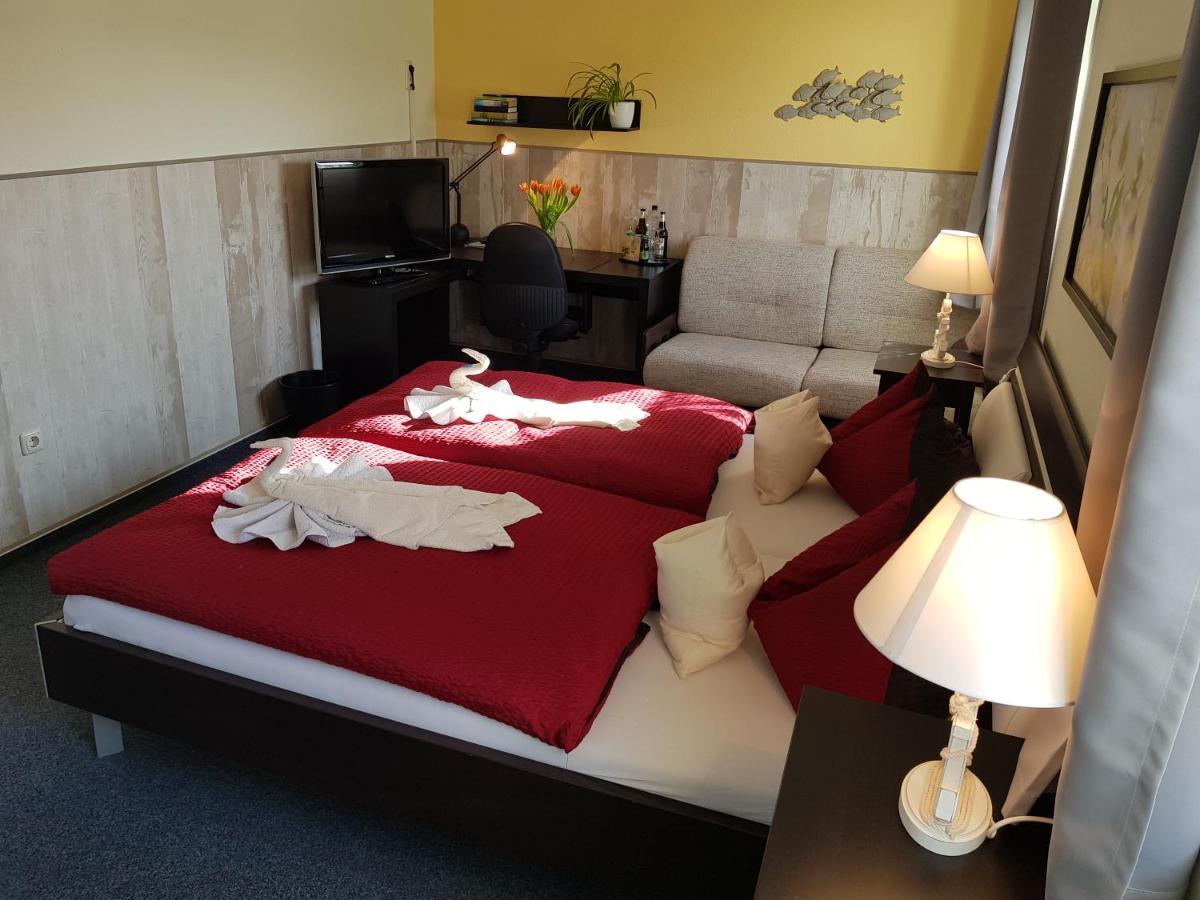 Landhotel Pathes Hof Volkenshagen Kültér fotó