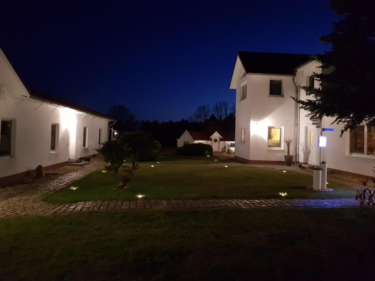 Landhotel Pathes Hof Volkenshagen Kültér fotó
